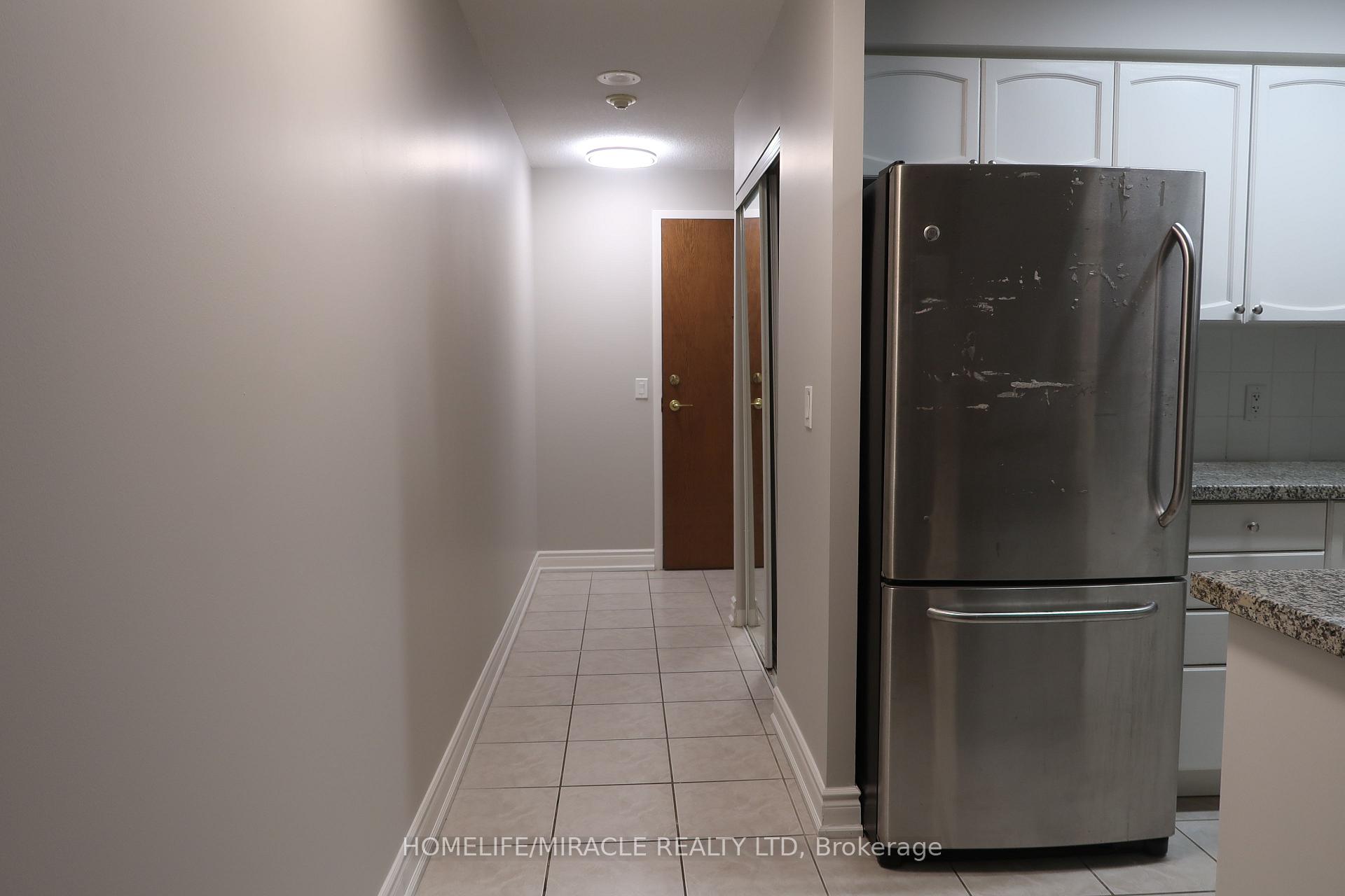 1 Bedroom Condo at 4889 Kimbermount,  Mississauga For sale