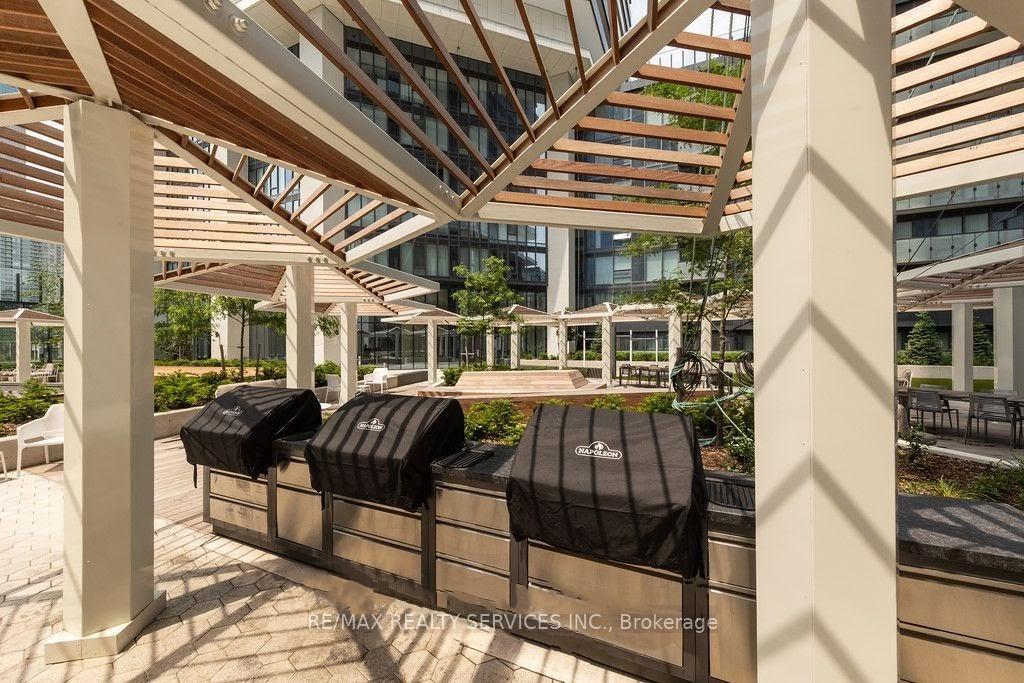 2 Bedrooms Condo at 138 Downes,  Toronto For sale