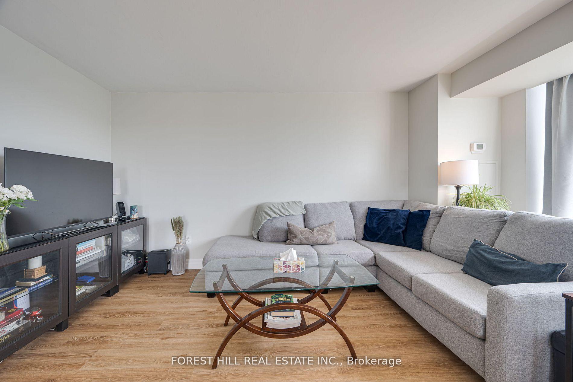 2 Bedrooms Condo at 3077 Weston, Toronto For sale