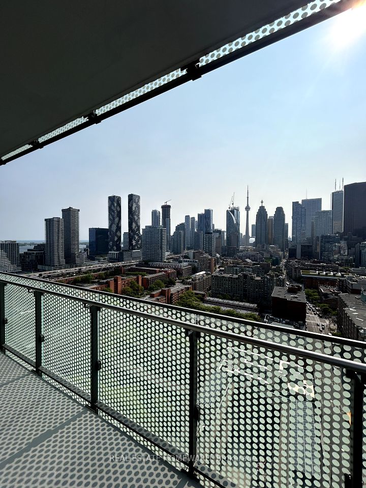 #2433W - 135 Lower Sherbourne Street, Toronto, ON M5A 1Y4