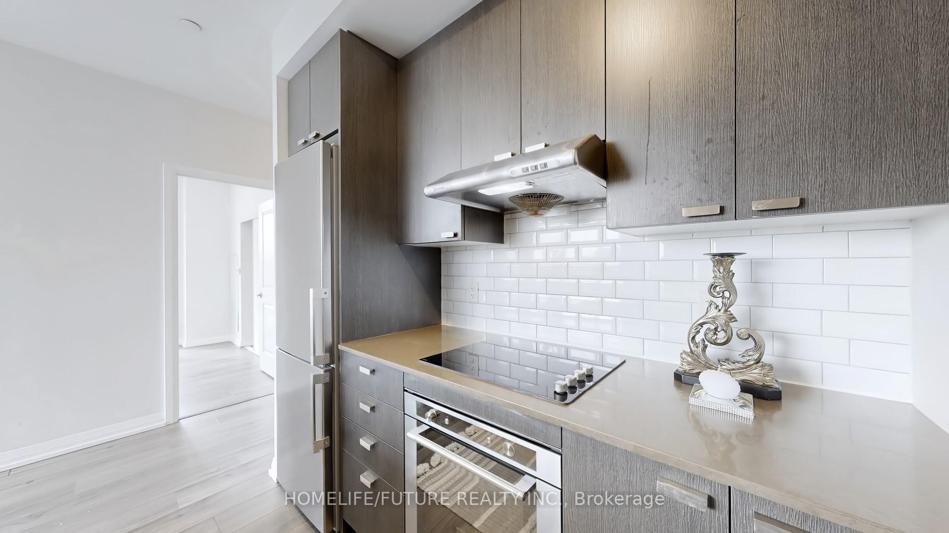 3 Bedrooms Condo at 50 Ann O’reilly, Toronto For sale