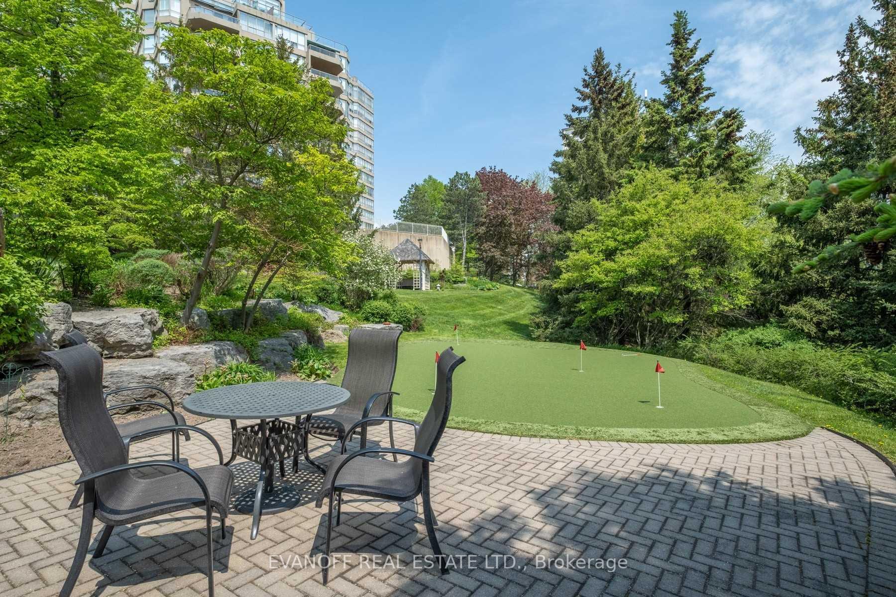 3 Bedrooms Condo at 20 Guildwood, Toronto For sale