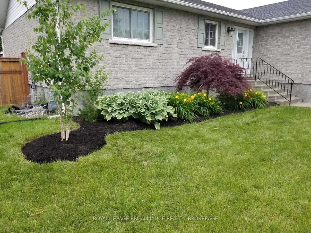 196 Amy Lynn Drive, Loyalist, ON K7N 2A3