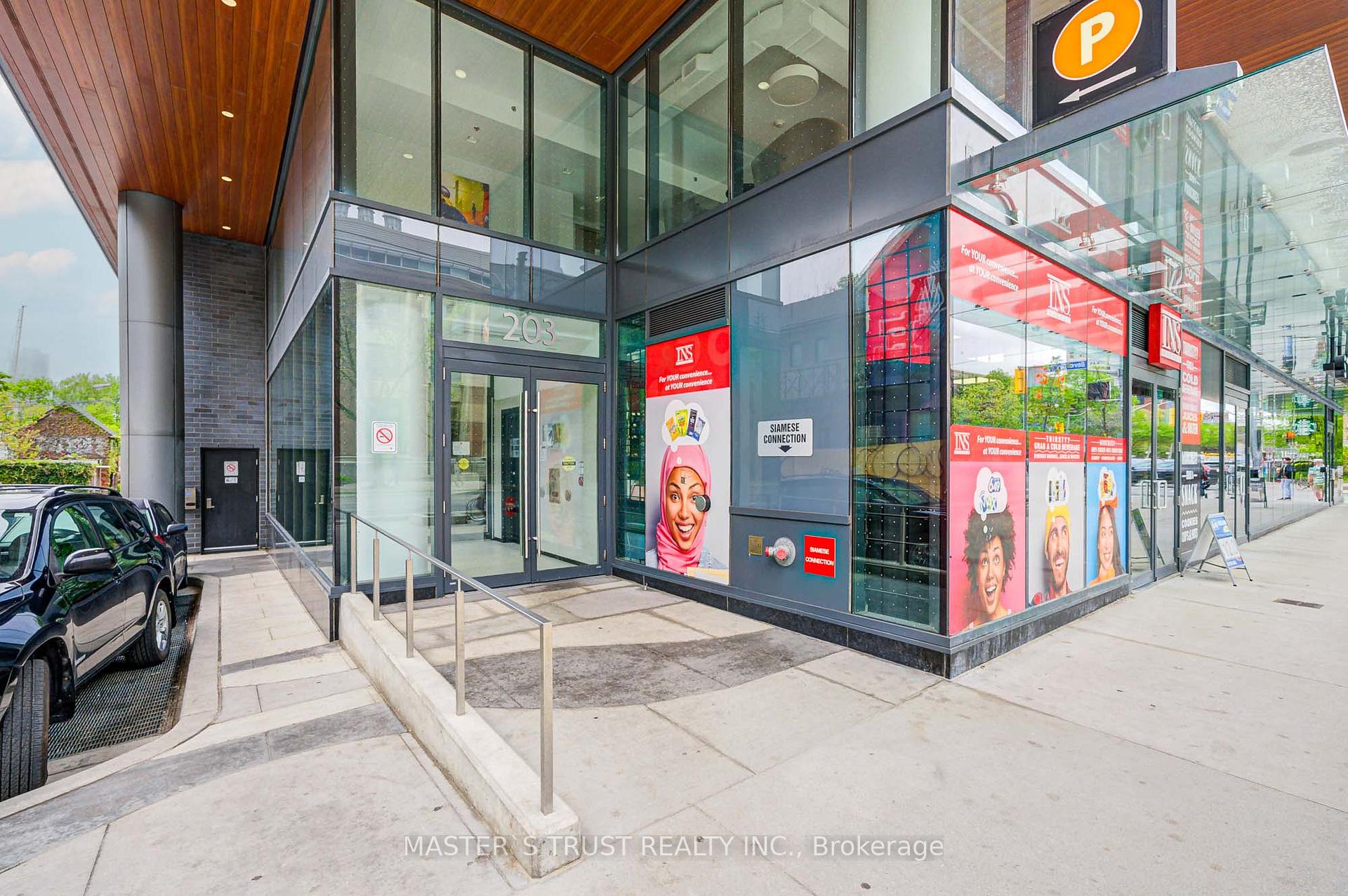 2 Bedrooms Condo at 203 College, Toronto For sale