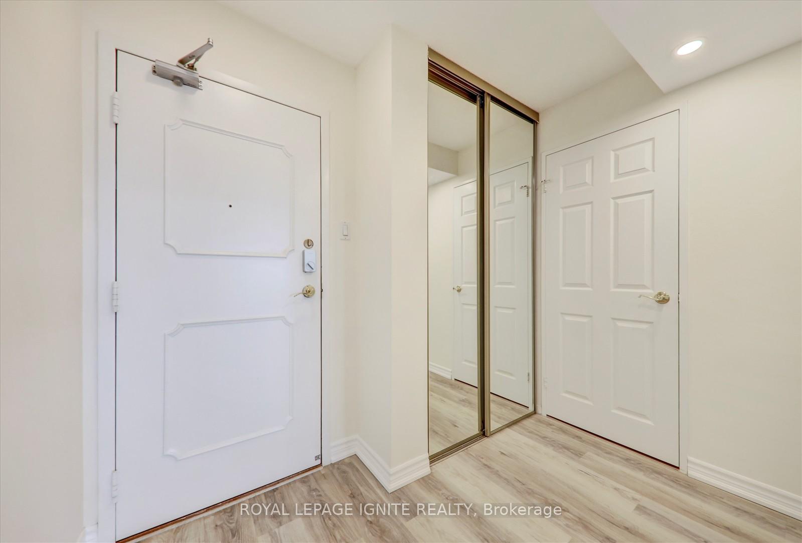 3 Bedrooms Condo at 131 Torresdale, Toronto For sale