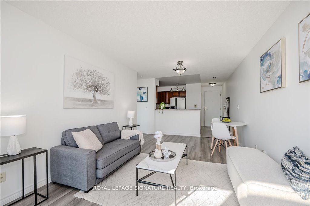 1 Bedroom Condo at 2545 Erin Centre, Mississauga For sale