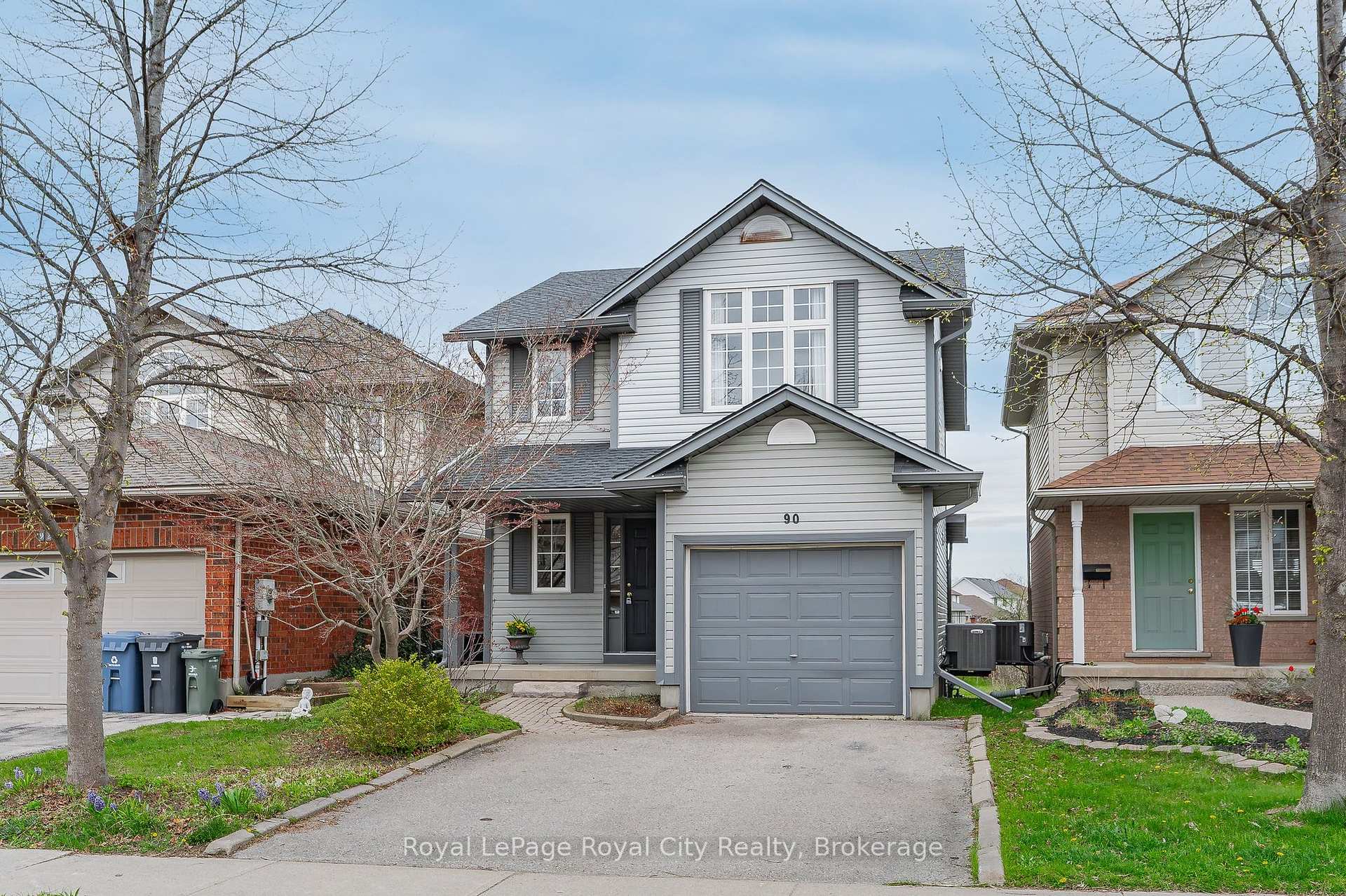 90 Doyle Drive, Guelph, ON N1G 5B9