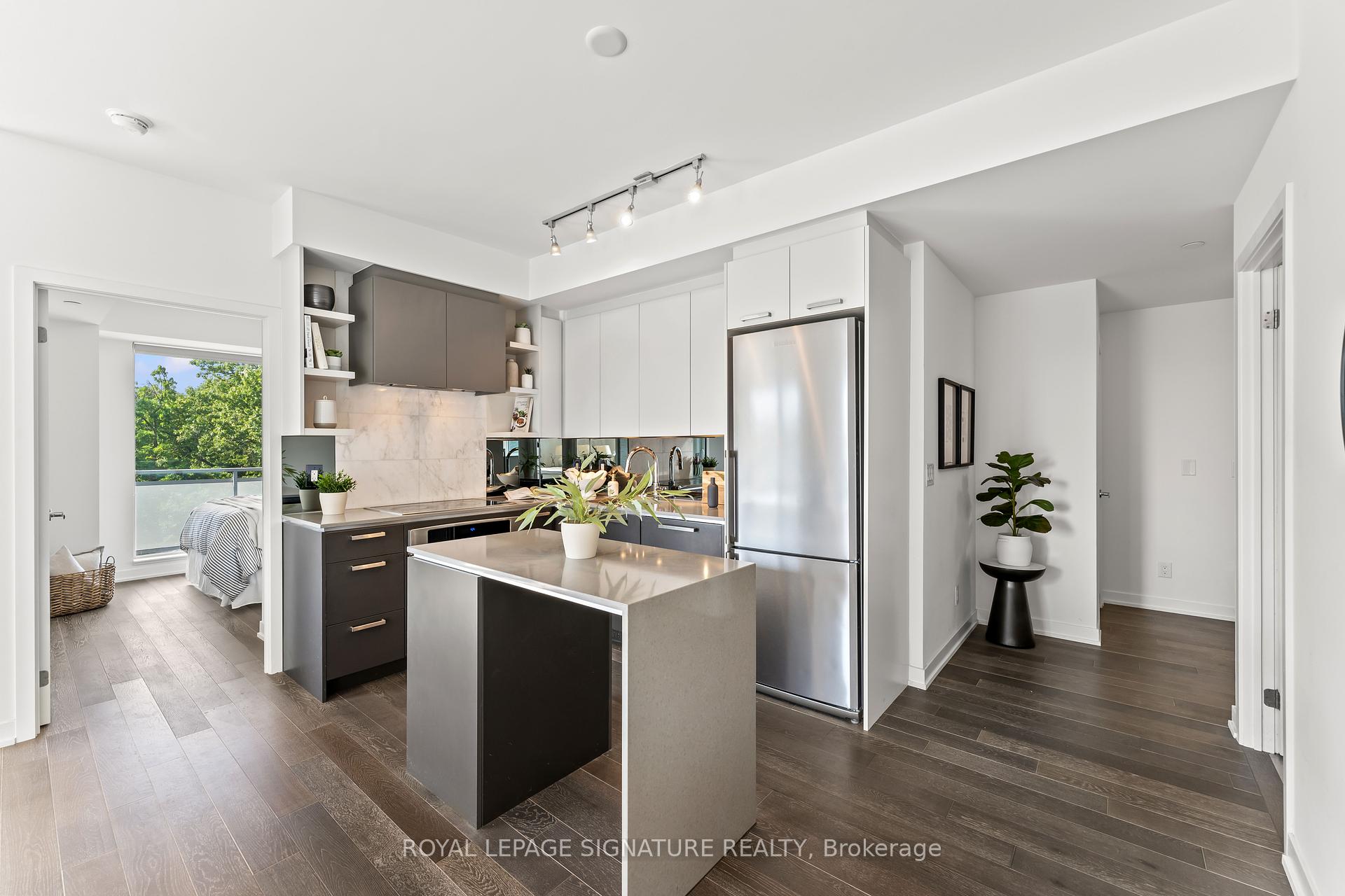2 Bedrooms Condo at 1830 Bloor, Toronto For sale