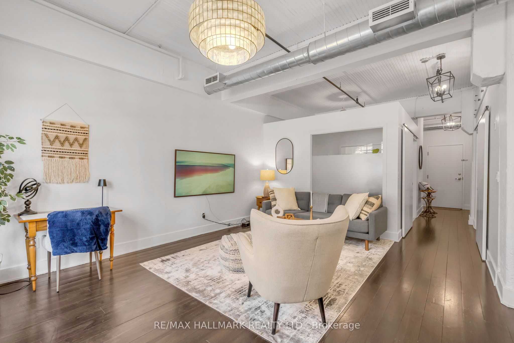 183 Dovercourt Road, #106