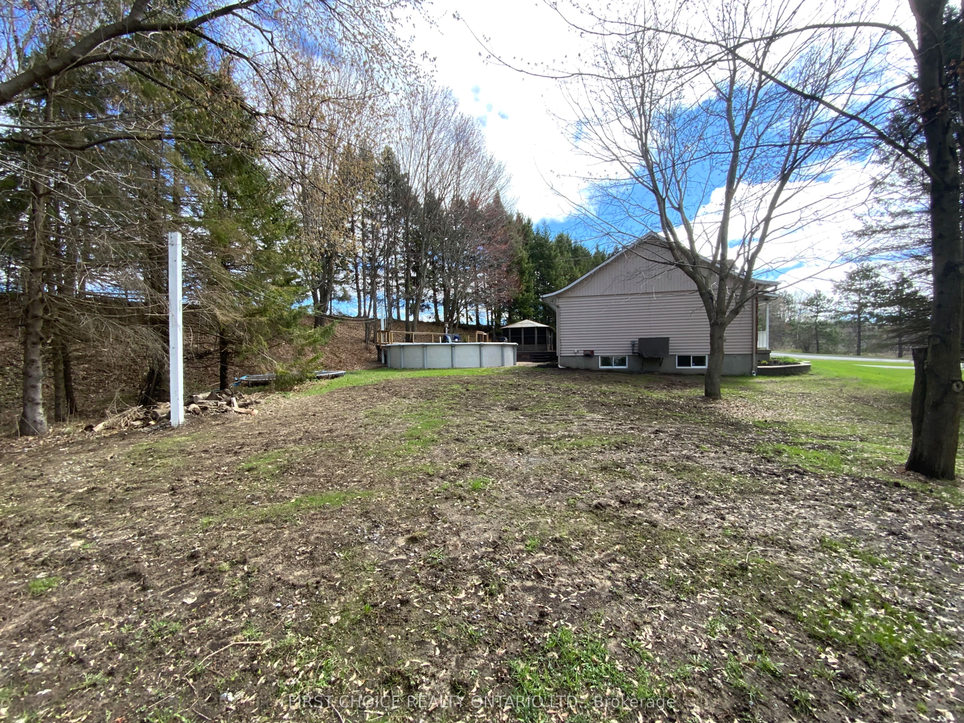 1211 Lacroix Road