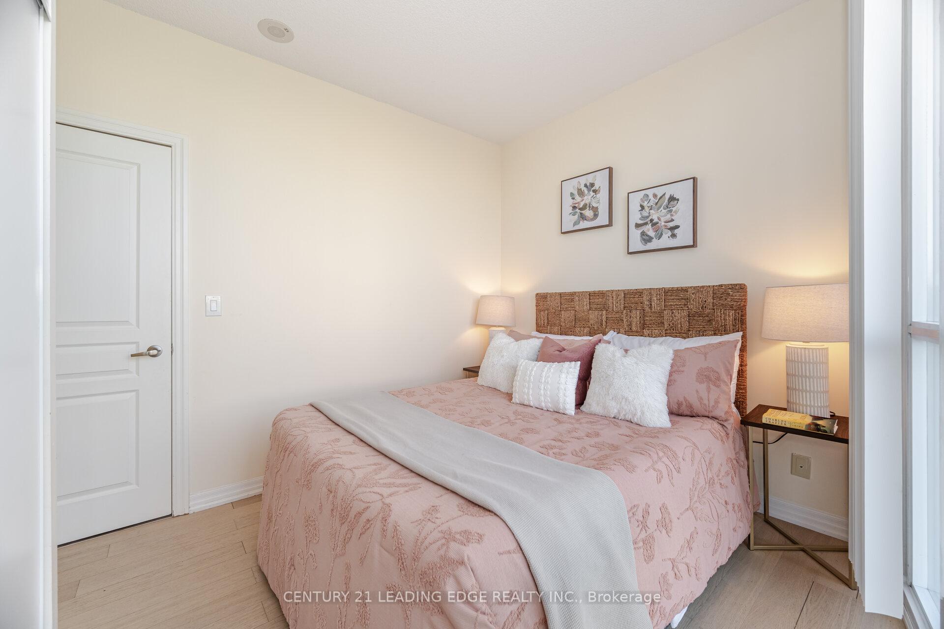 3 Bedrooms Co-op at 223 Webb, Mississauga For sale