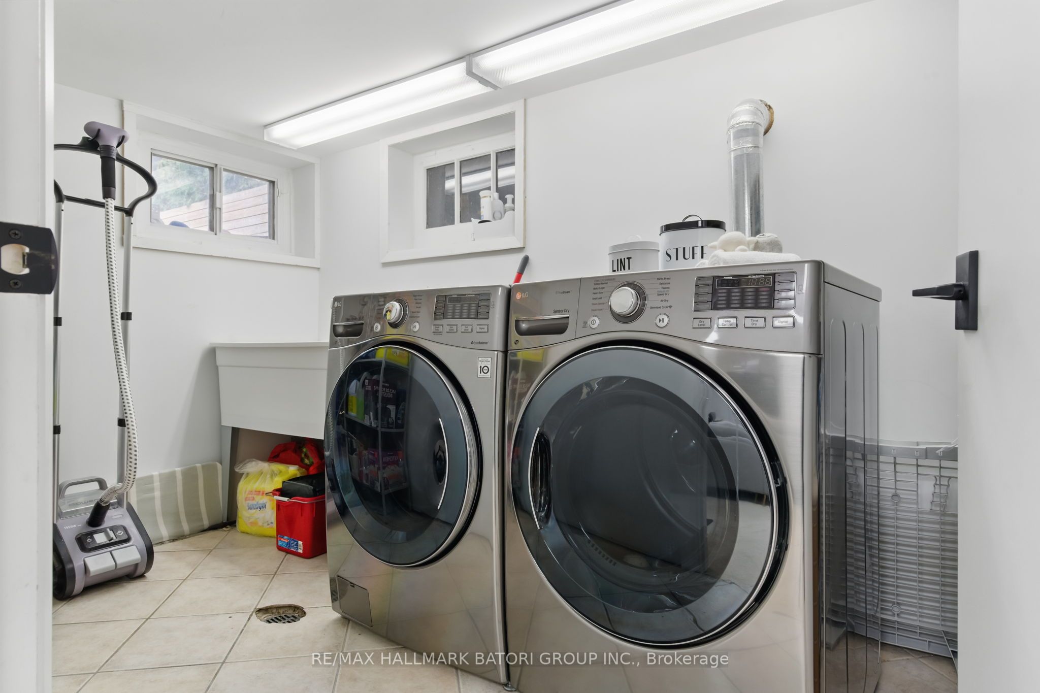 56 Claxton Boulevard, Toronto, ON M6C 1L8
