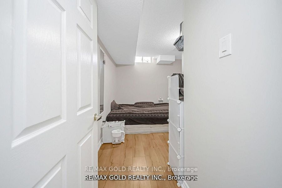 167 Ecclestone Drive