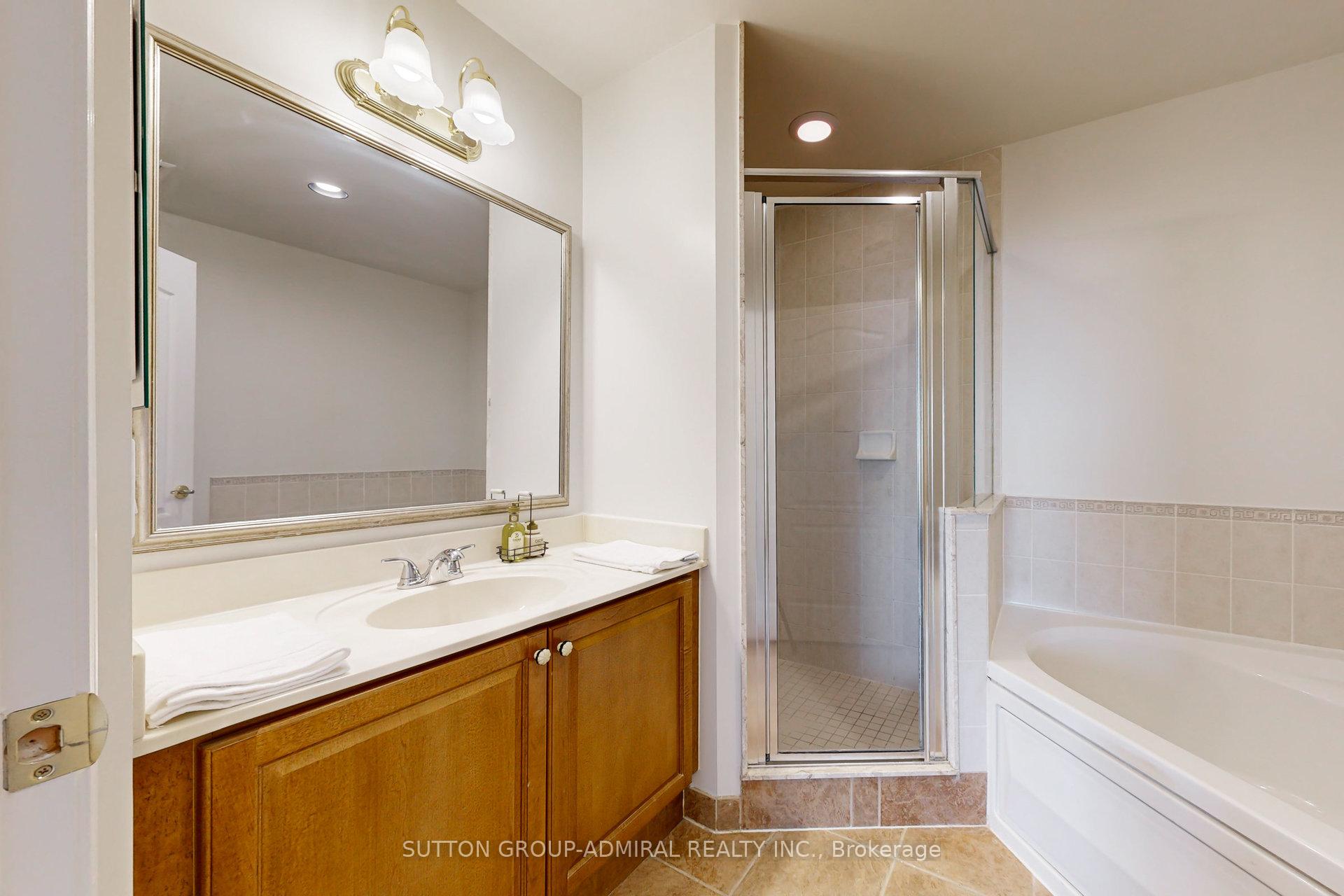 2 Bedrooms Condo at 1101 Leslie, Toronto For sale