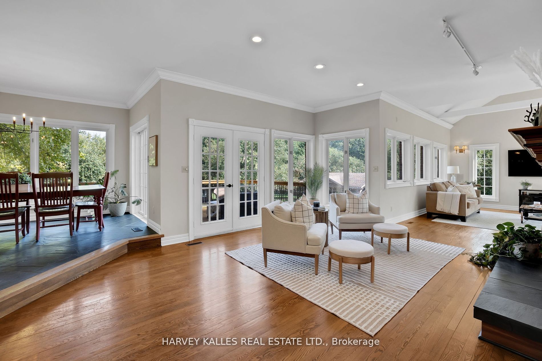3 Rutland Hill Court