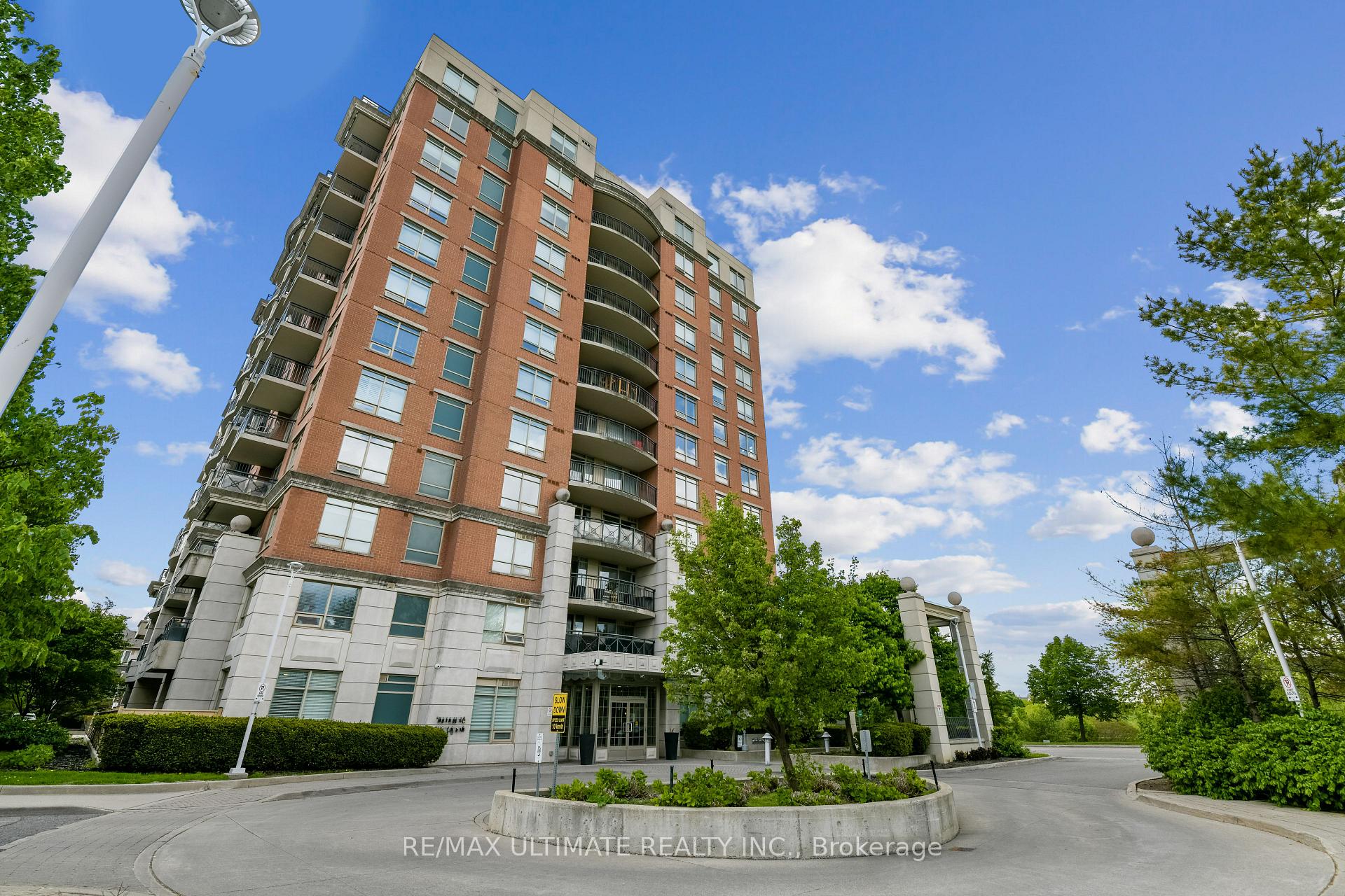 1 Bedroom Condo at 2325 Central Park, Oakville For sale