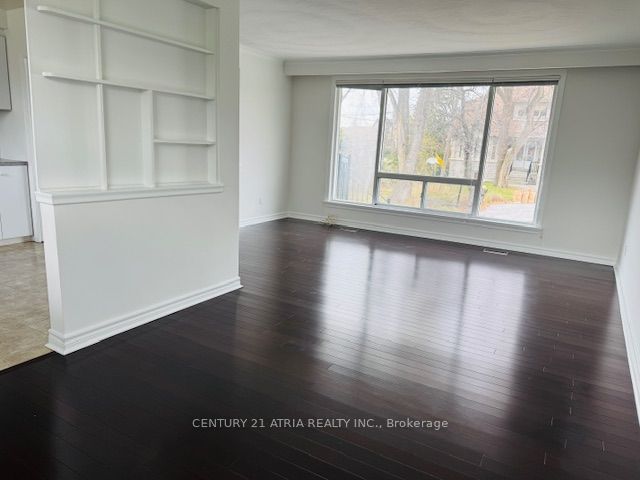 18 Norwin Street, Toronto, ON M2M 1X2