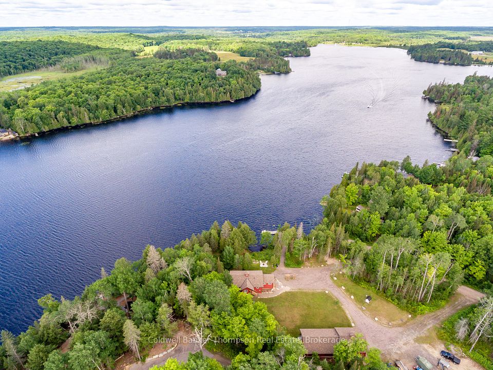 35 Main Road, Magnetawan, ON P0A 1C0