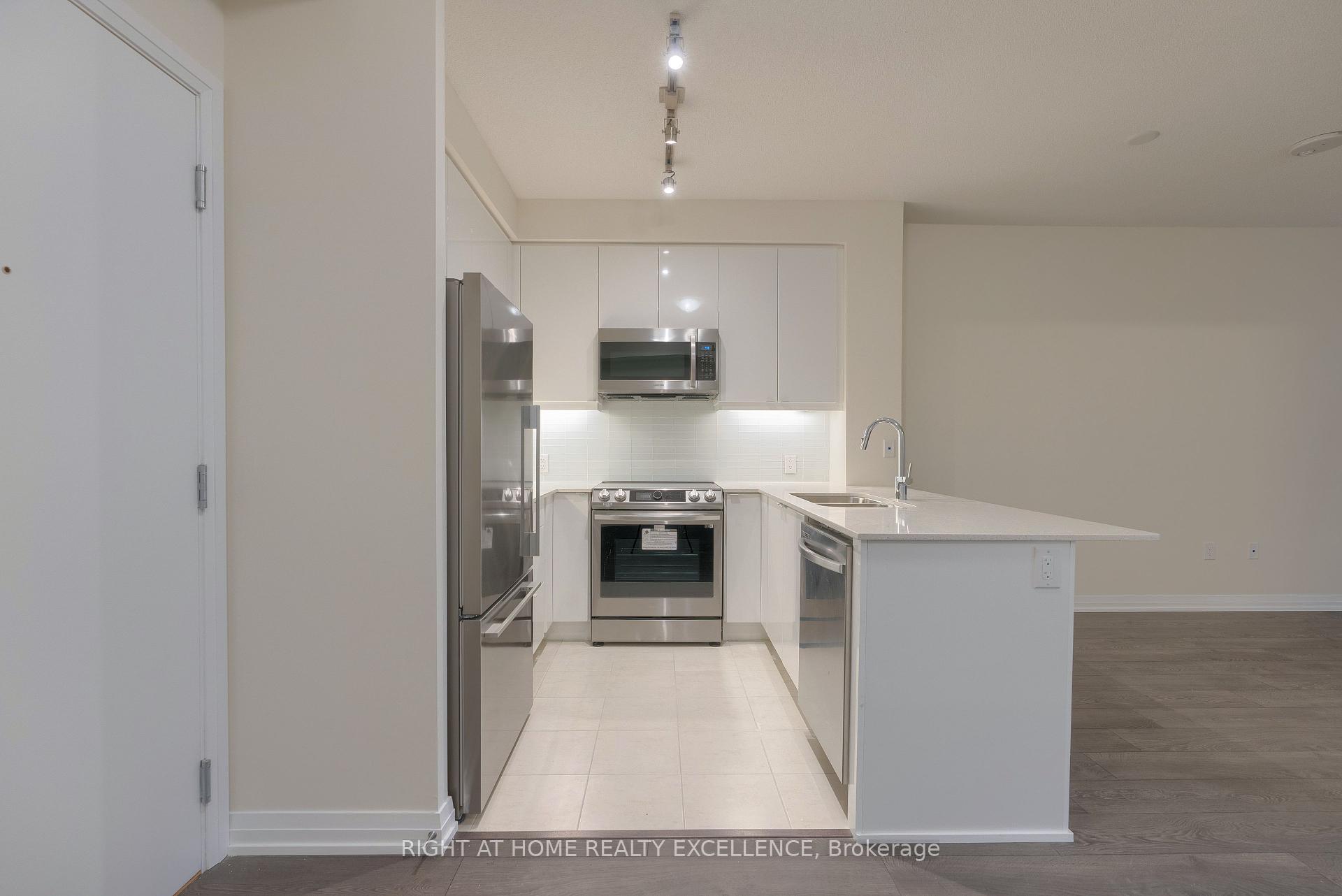 2 Bedrooms Condo at 50 Thomas Riley, Toronto For sale