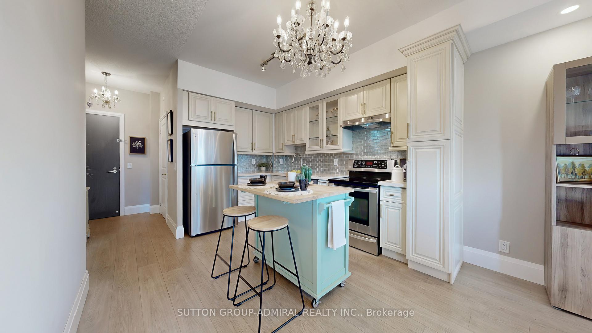 1 Bedroom Condo at 7890 Bathurst, Vaughan For sale