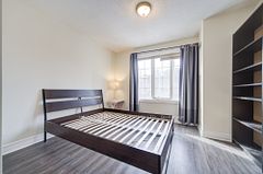 32 Kenaston Gardens TH103