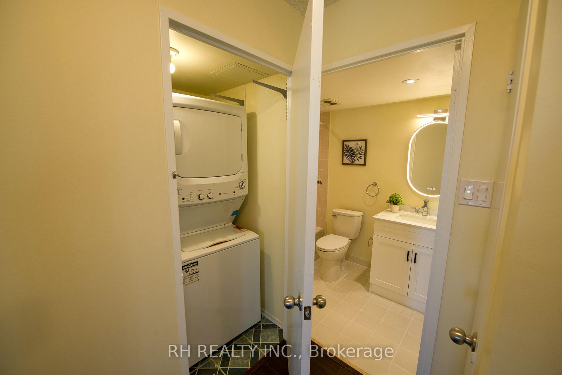 3 Bedrooms Condo at 300 Alton Towers, Toronto For sale