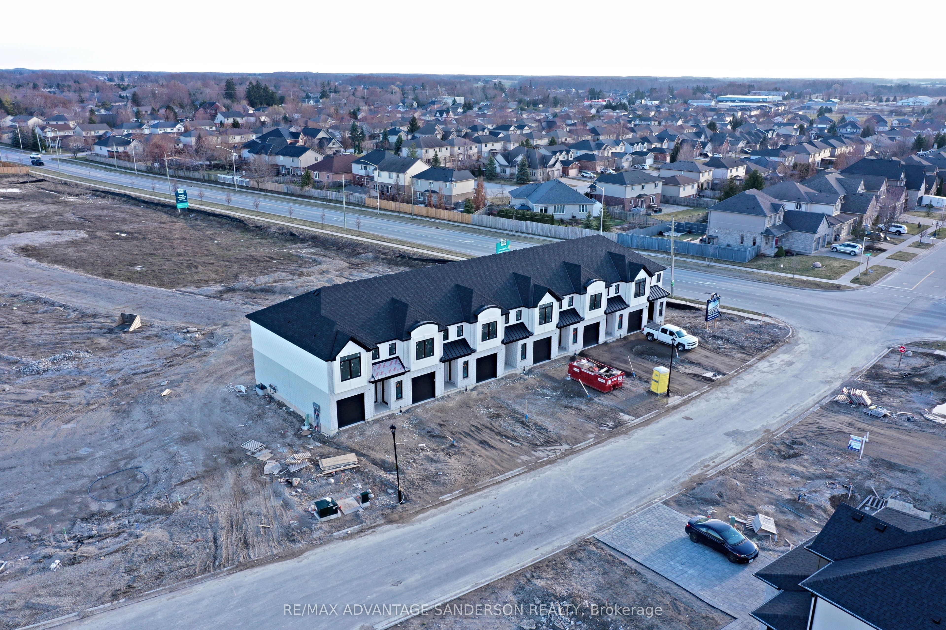207 Bowman Drive, Middlesex Centre, ON N0M 2A0