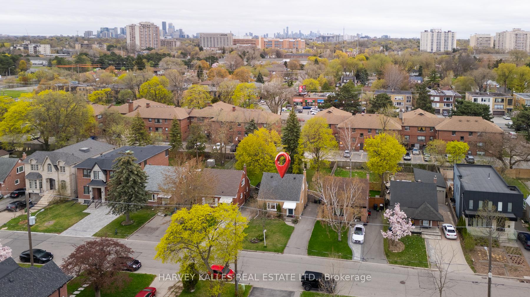 89 Charleswood Drive