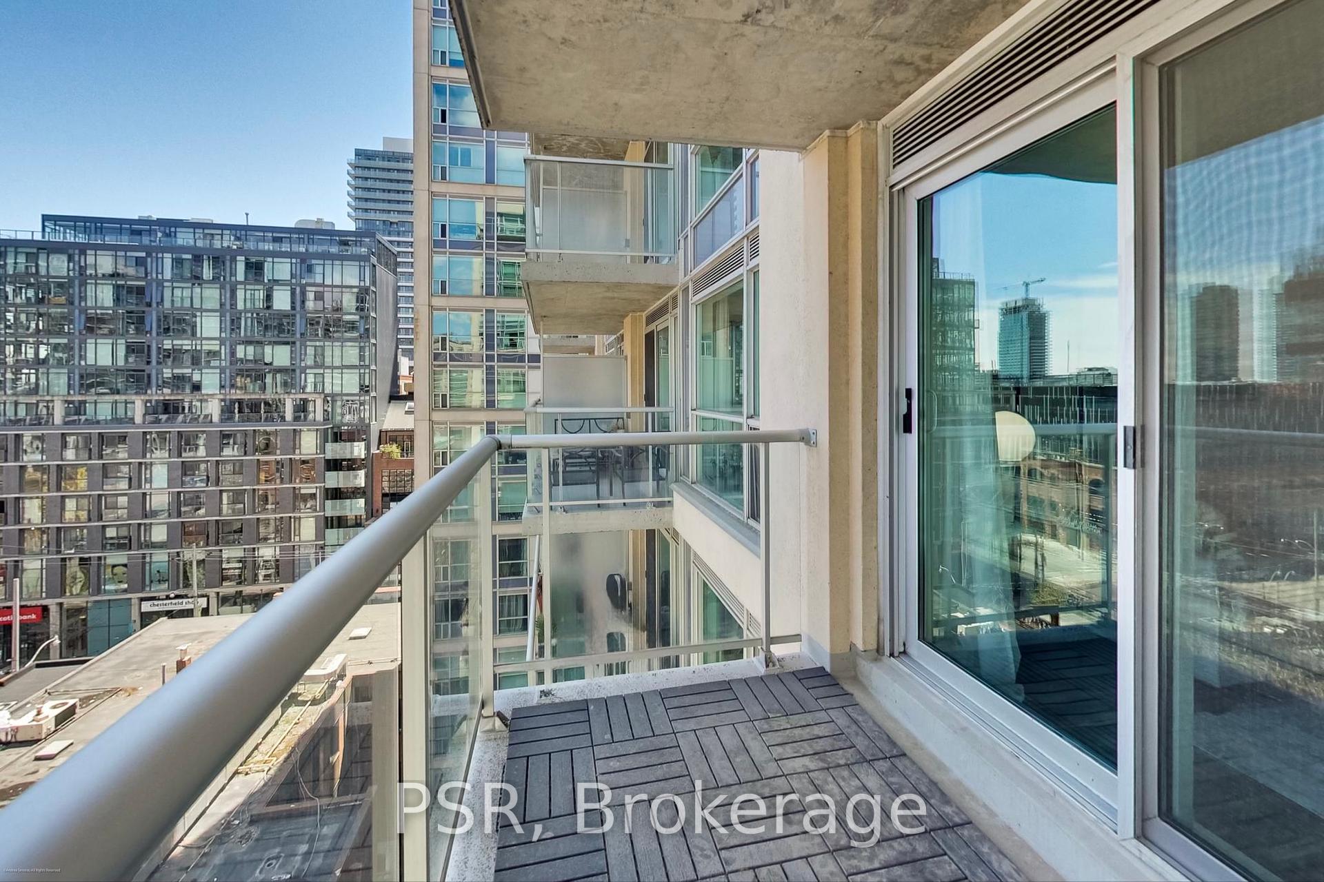 1 Bedroom Condo at 230 King, Toronto For sale