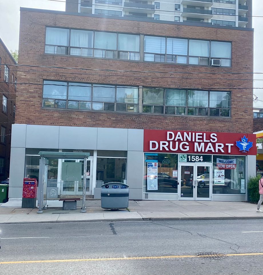 1582 Bathurst