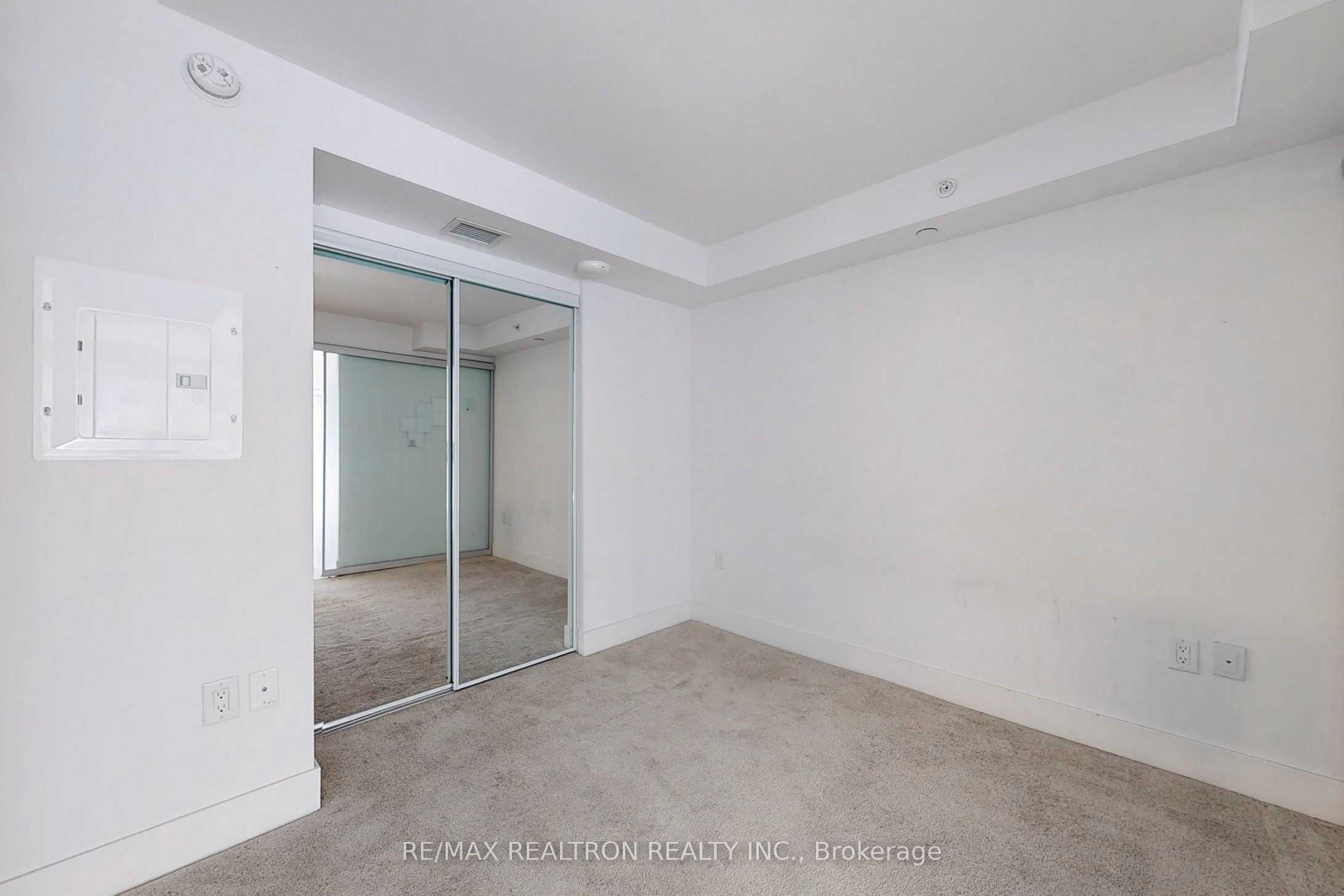 955 Bay Street, #1709