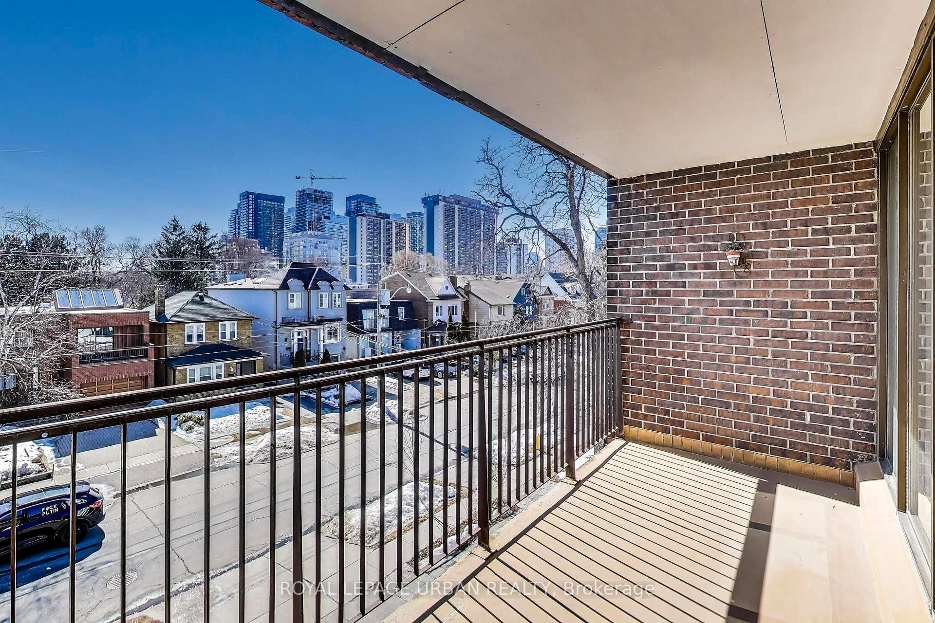 2 Bedrooms Condo at 166 Sherwood, Toronto For sale