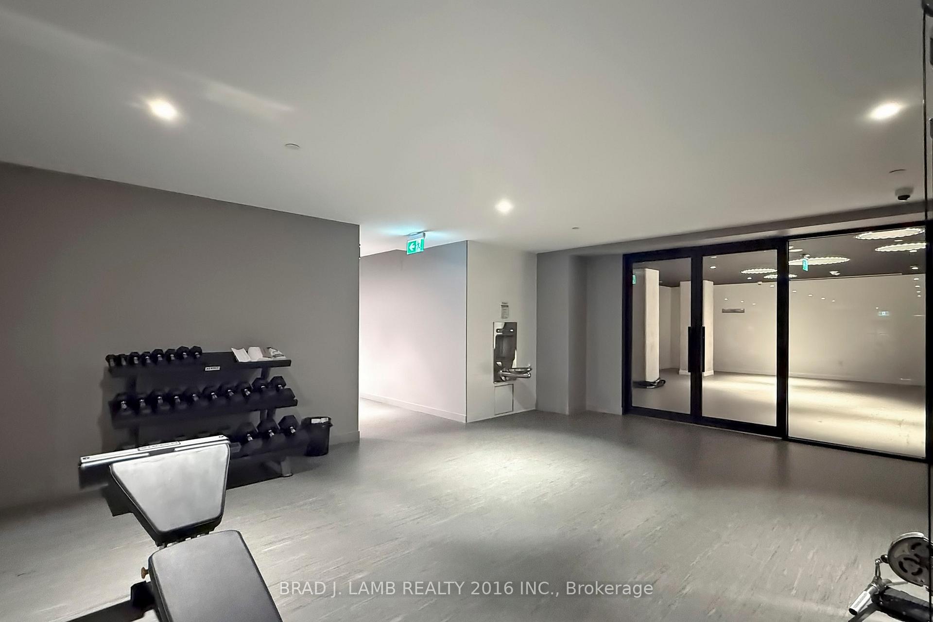 3 Bedrooms Condo at 195 McCaul, Toronto For sale