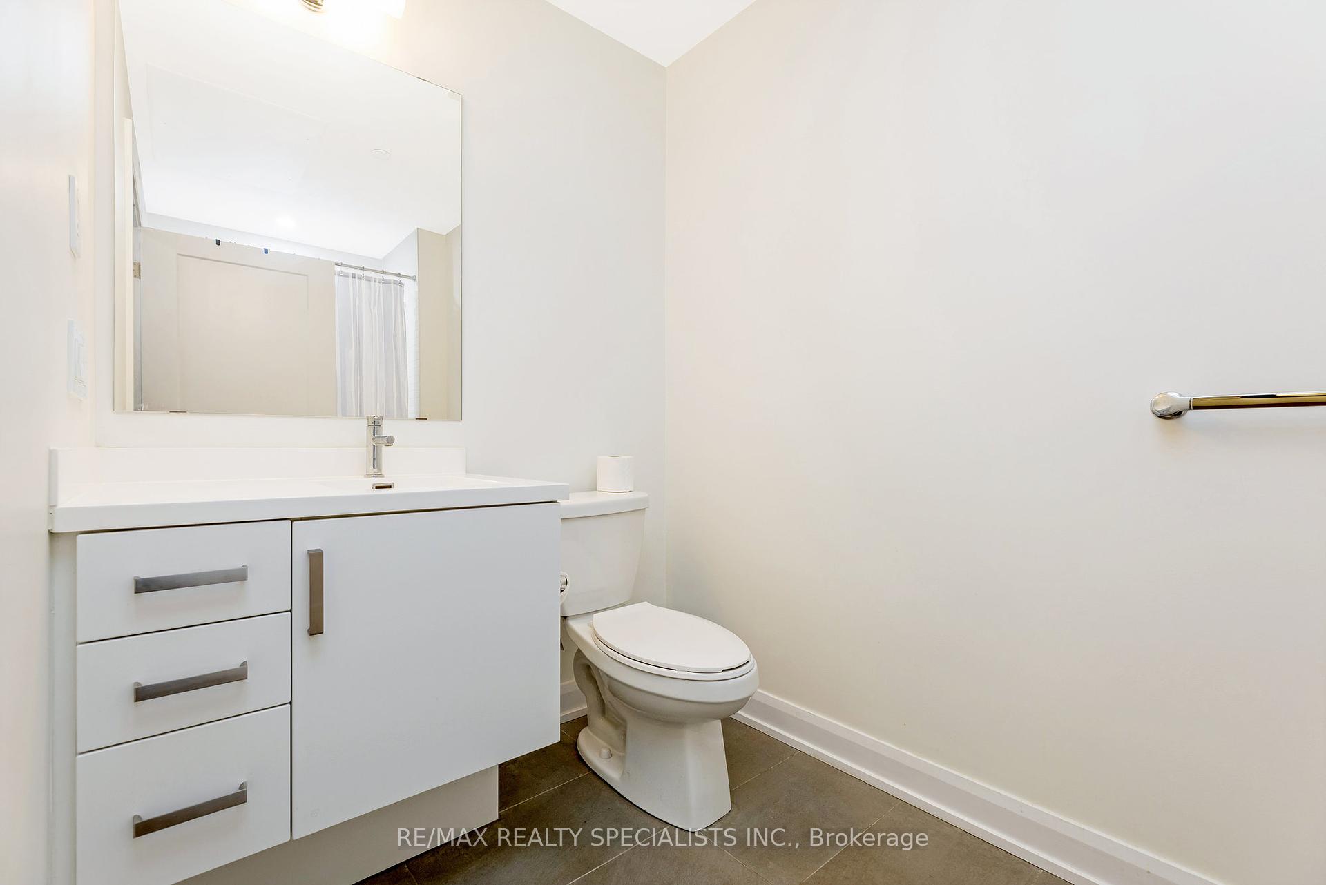 1 Bedroom Condo at 3228 William Coltson, Oakville For sale