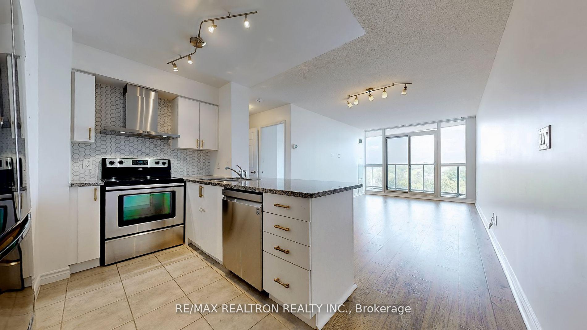 1 Bedroom Condo at 35 Hollywood, Toronto For sale
