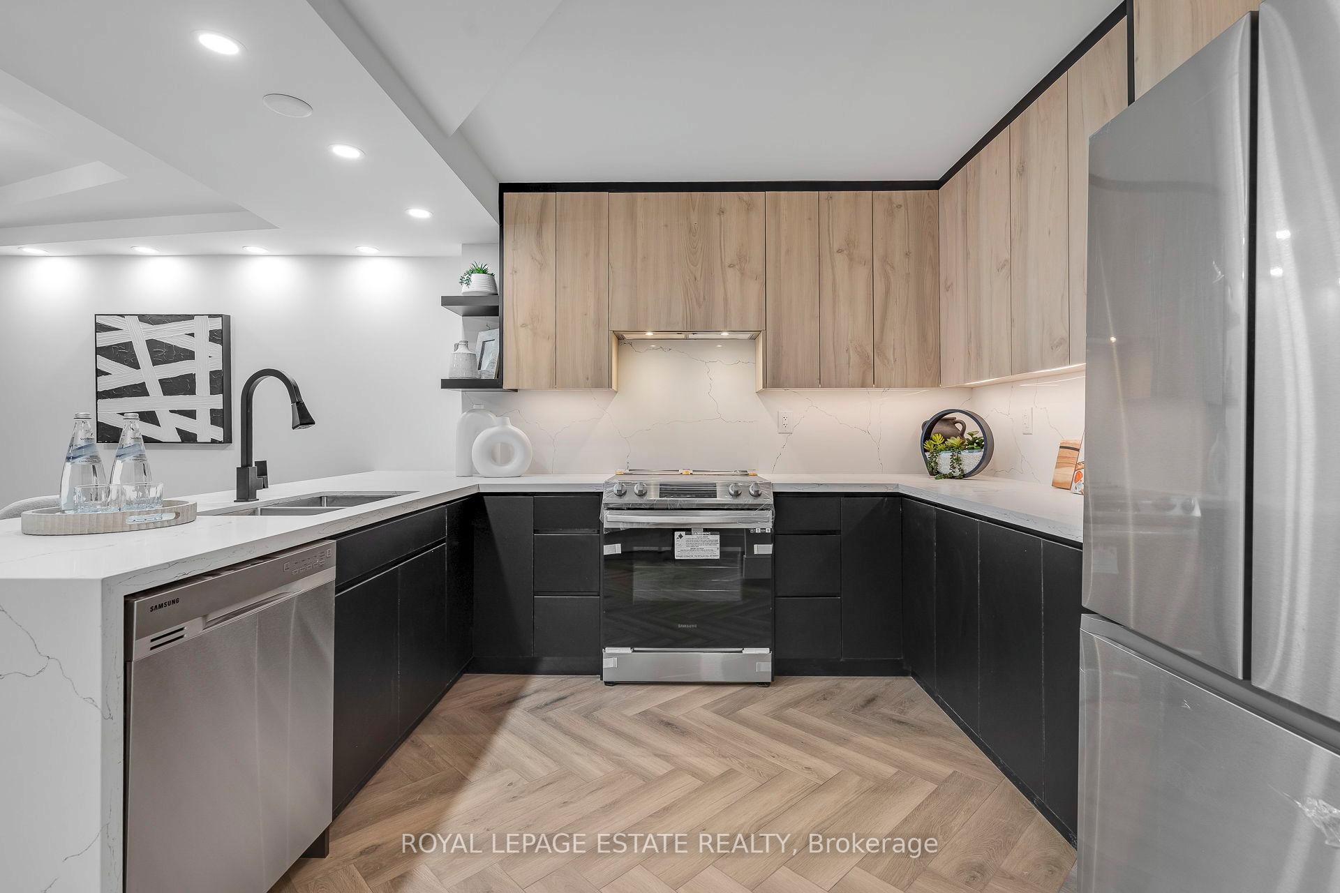 2 Bedrooms Condo at 1555 Finch, Toronto For sale