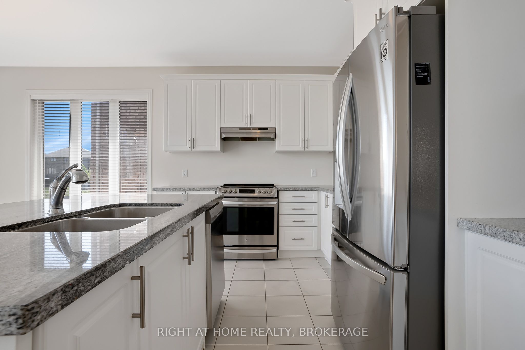 19 Robarts Drive