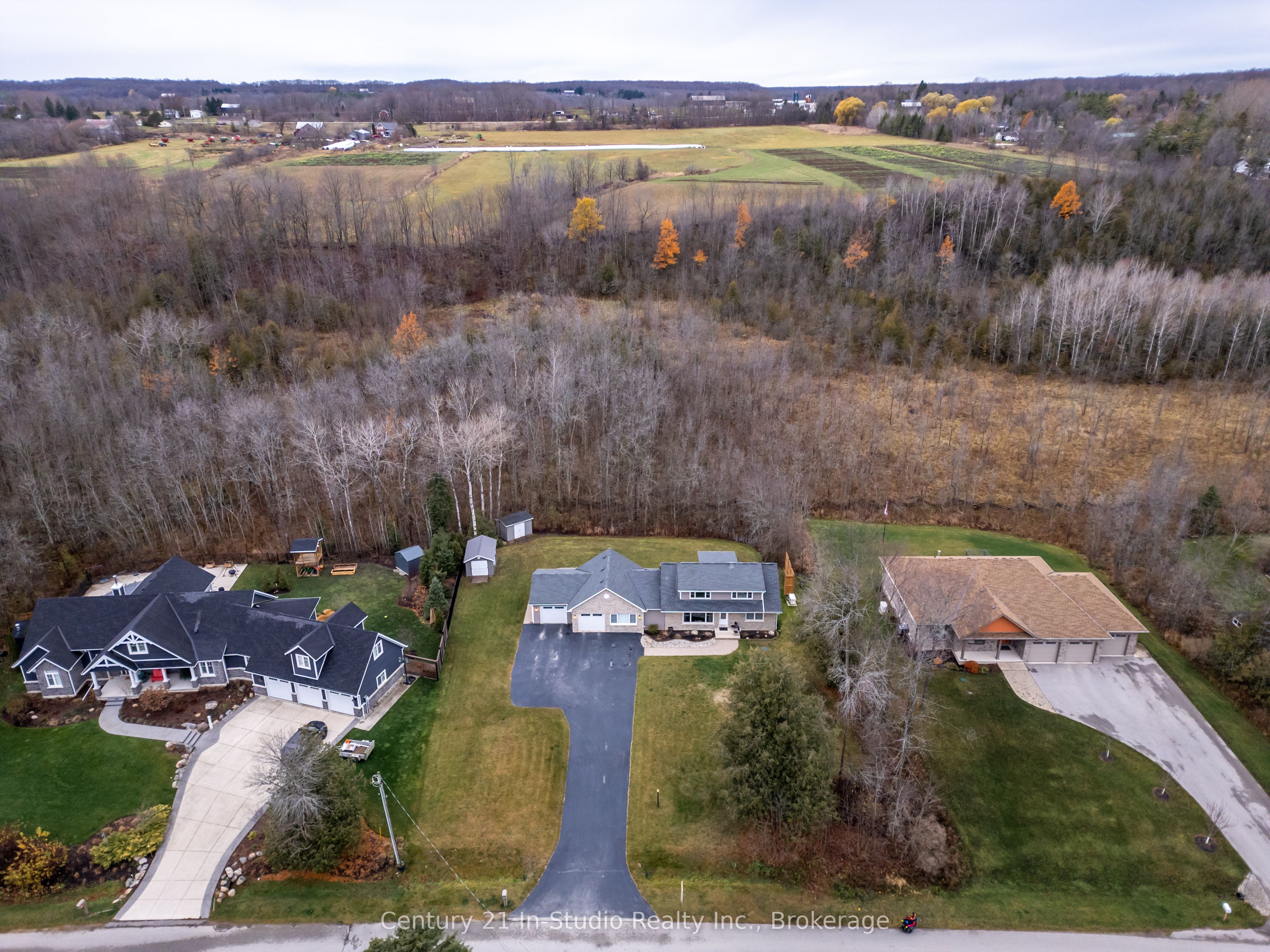 388 BALMY BEACH Road, Georgian Bluffs, ON N4K 5N4