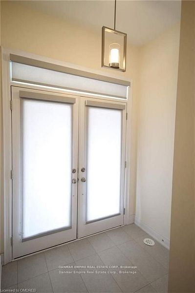 61 HIAWATHA Court, Vaughan, ON L4L 0J2