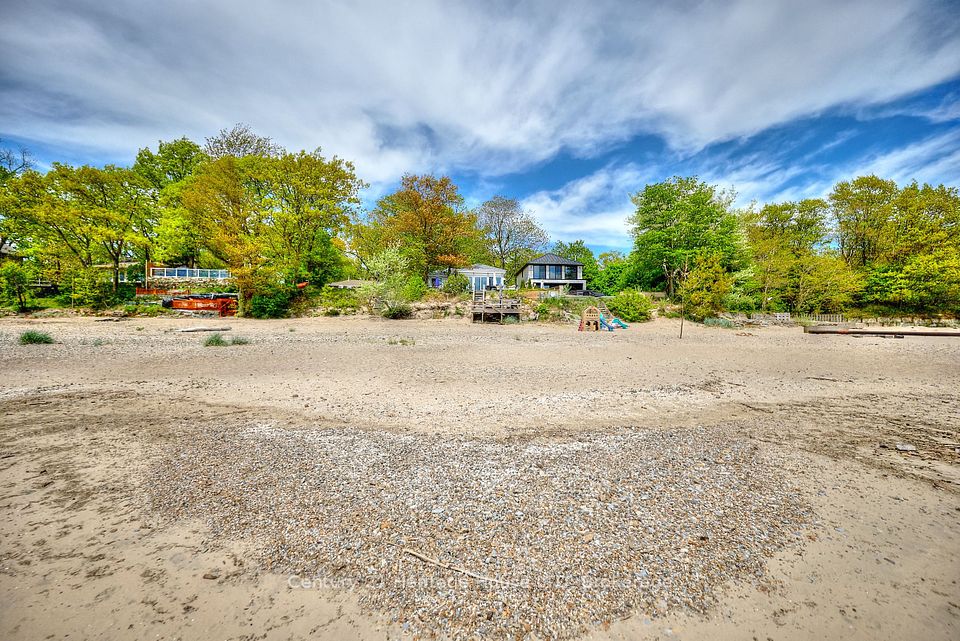 2901 Vimy Road, Port Colborne, ON L3K 5V3