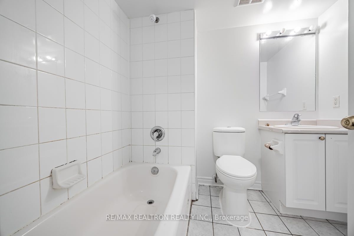 1401 Dupont Street, #225