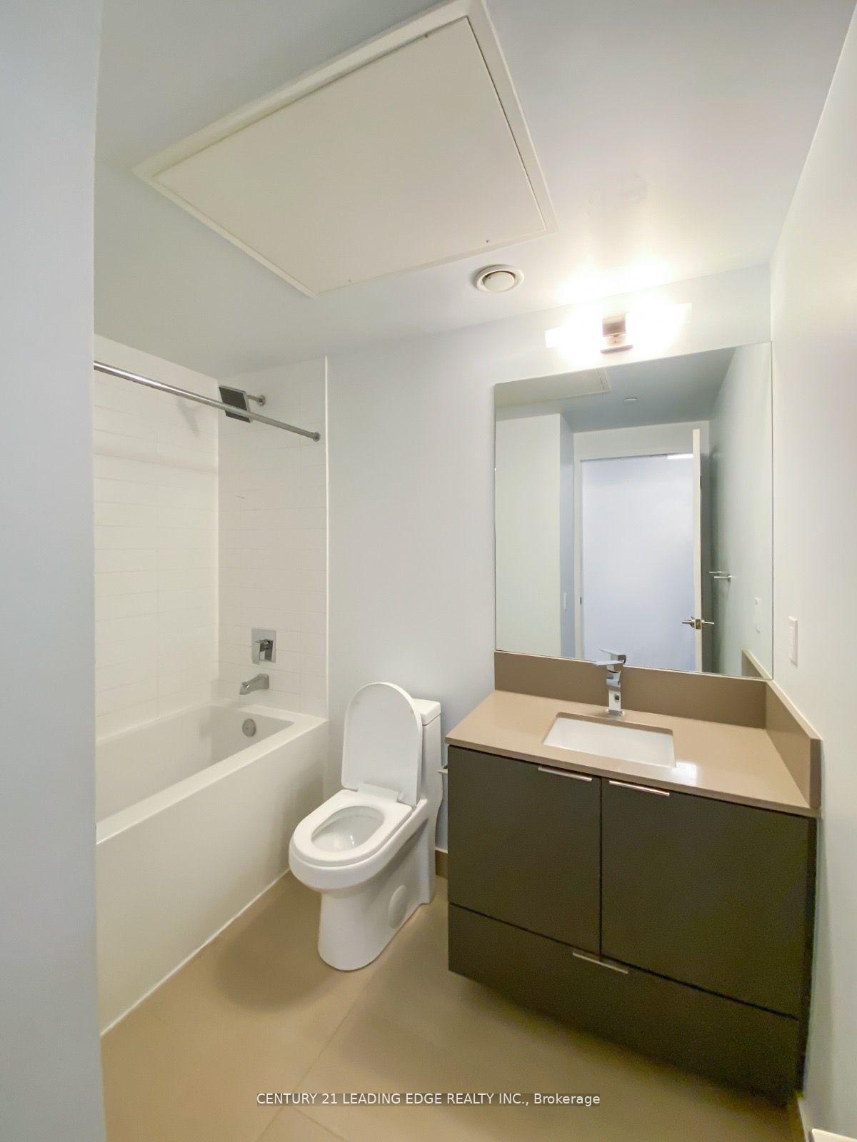 2 Bedrooms Condo at 181 Dundas, Toronto For sale