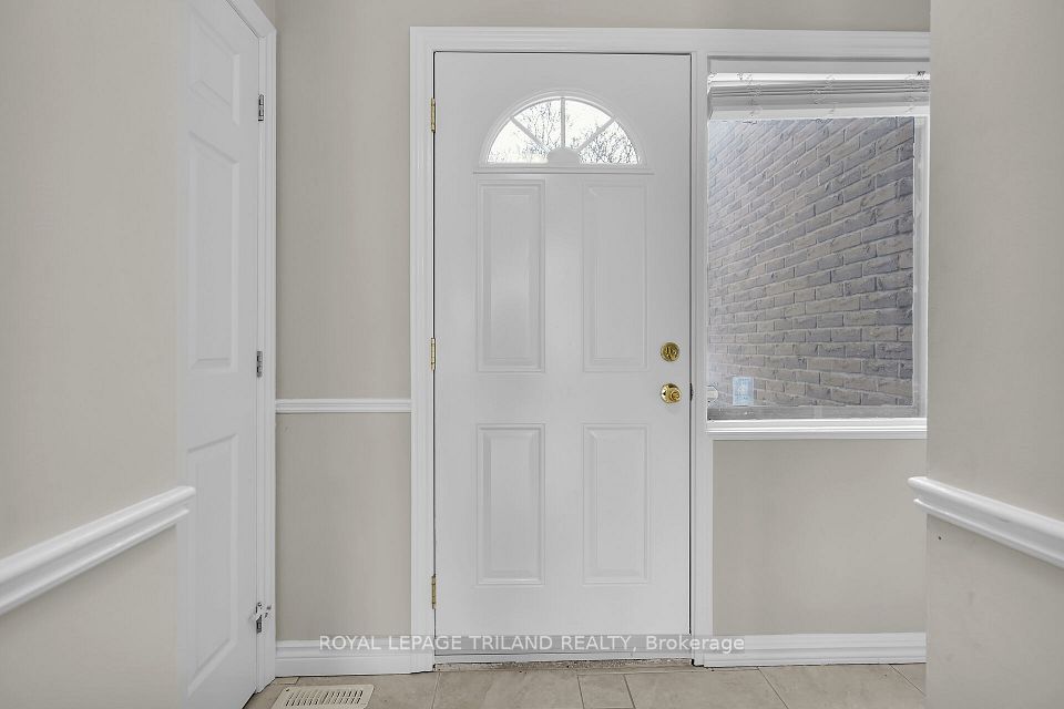 624 Wonderland Road, London South, ON N6H 4Y8