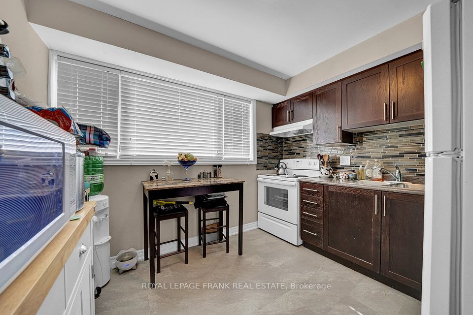 377 Linden Street, Oshawa, ON L1H 6R6
