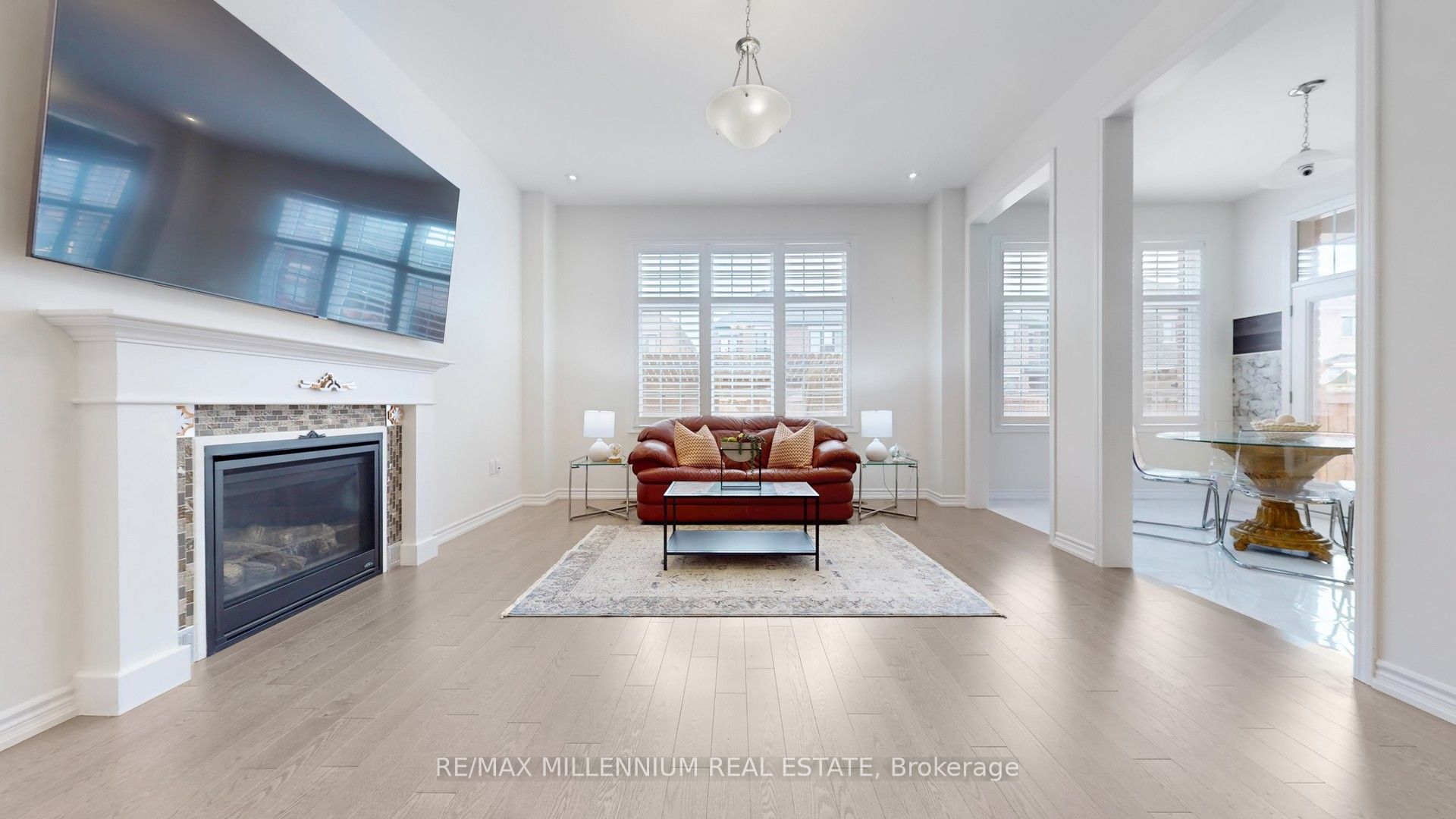 139 Pierre Berton Boulevard