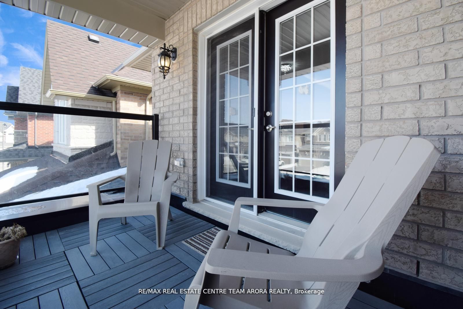 38 Rosewell Crescent