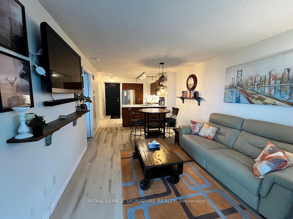 410 Queens Quay