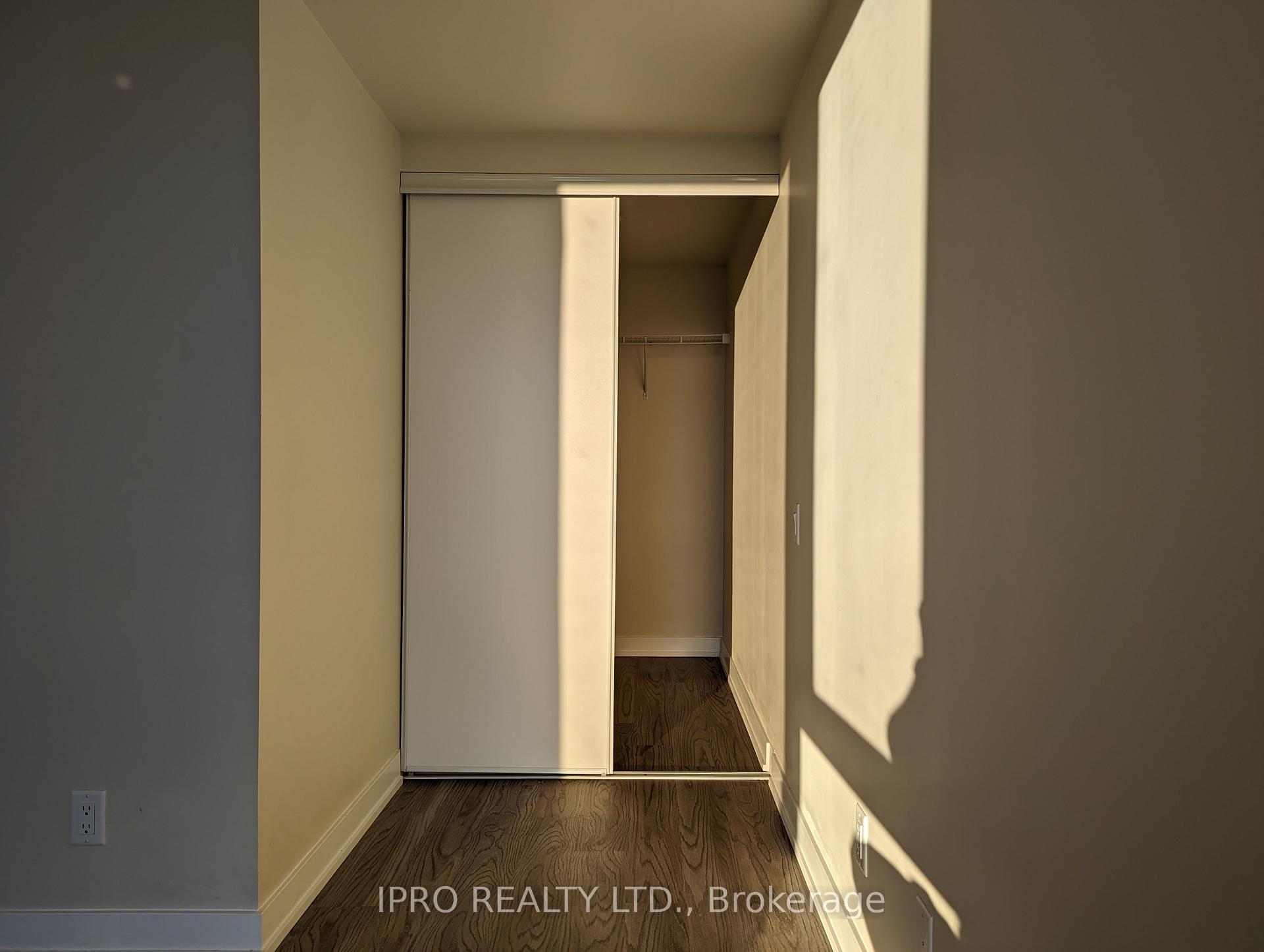 2 Bedrooms Condo at 38 Monte Kwinter,  Toronto For sale