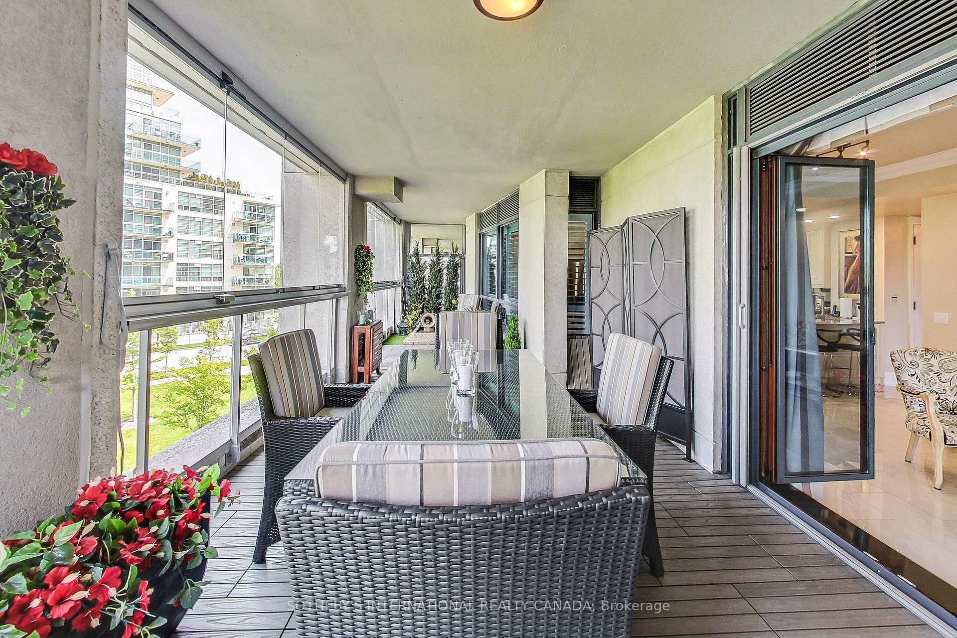1 Bedroom Condo at 2095 Lake Shore, Toronto For sale