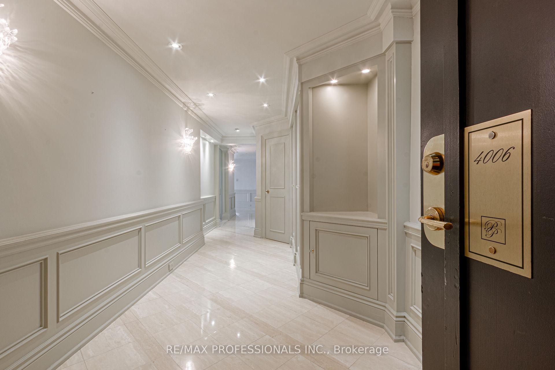 3 Bedrooms Condo at 2045 Lake Shore,  Toronto For sale